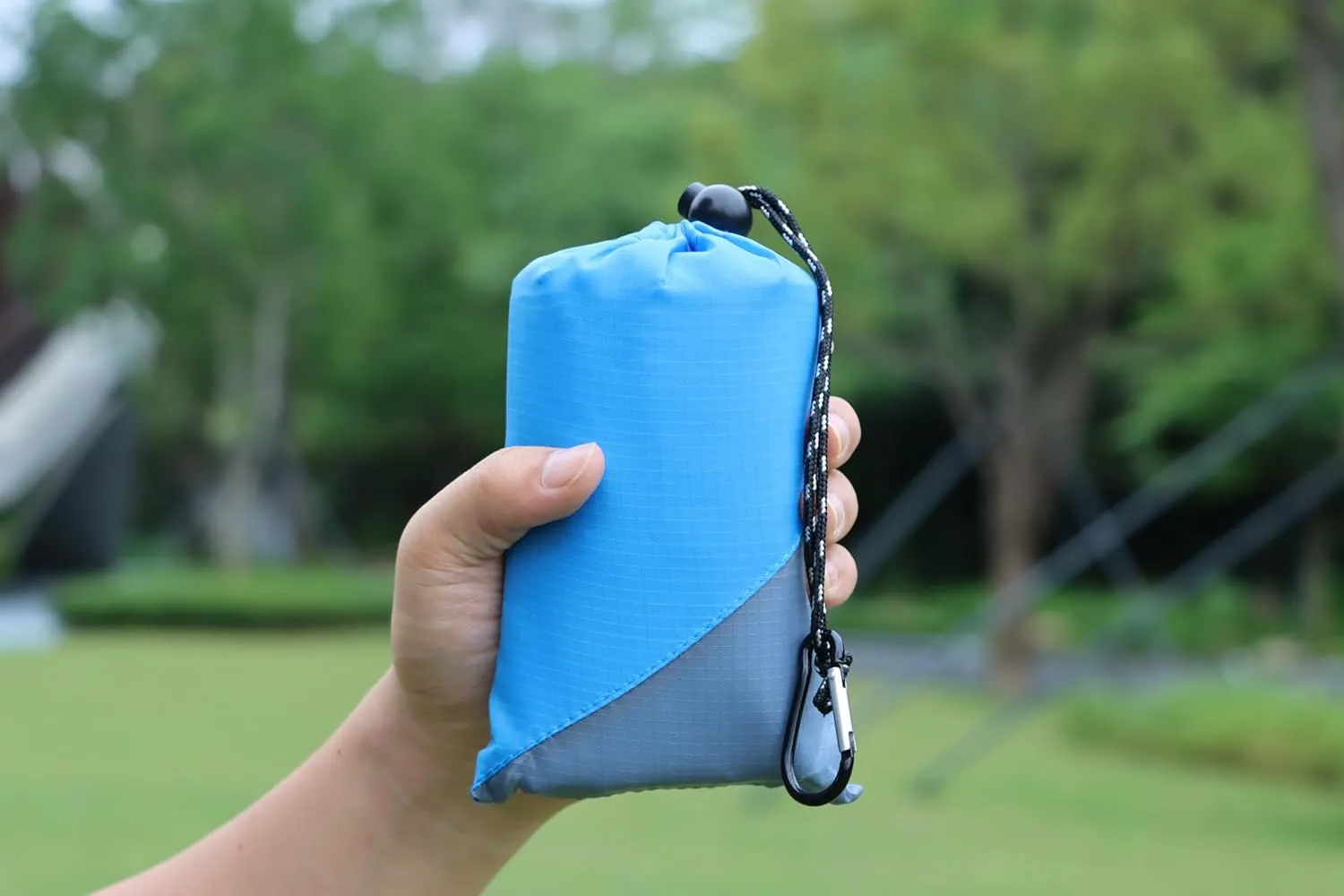 Orga'Neat Pocket Picnic Blanket, Sandproof Lightweight Pocket Camping Tarp, 55x 60 Foldable & Fits into Small Bag, Water Resistant Washable Quick Dry Compact Beach Mat for Outdoor Recreation