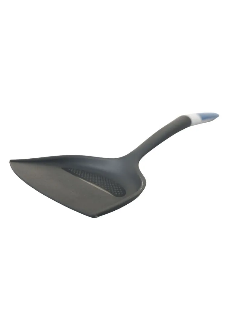 Tasty Asian Turner With Grater