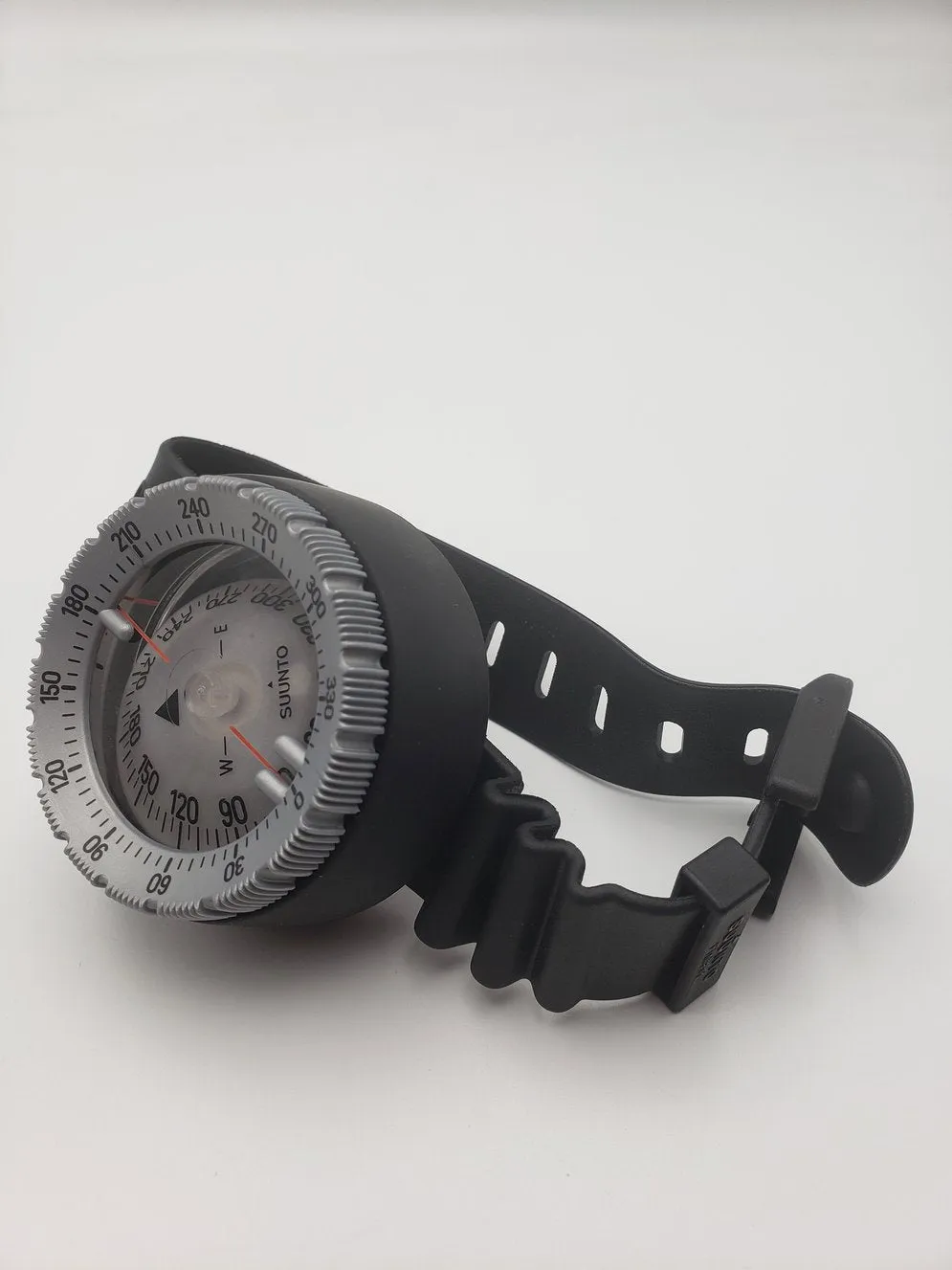 Used Suunto SK8 SS020981000 Wrist Strap Mount Compass SK-8 Northern Hemisphere
